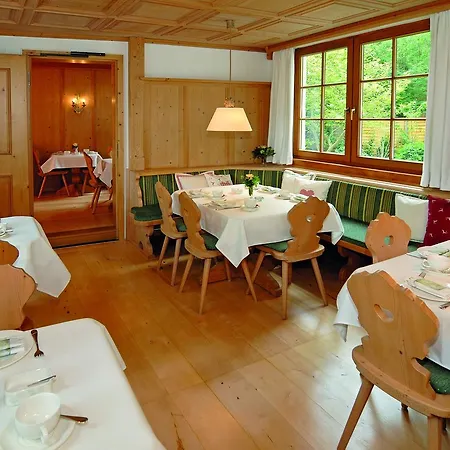 Alpenhof 4*