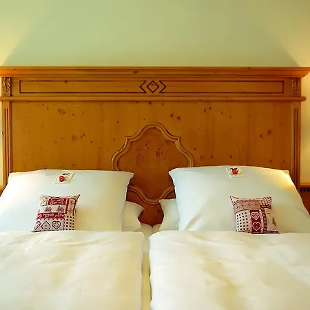 Hotel Alpenhof 4*