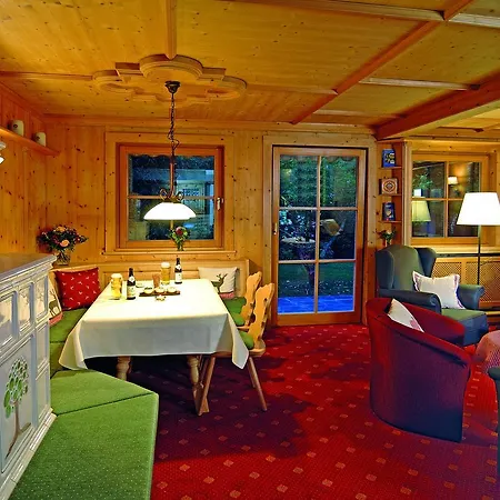 Alpenhof Hotel 4*