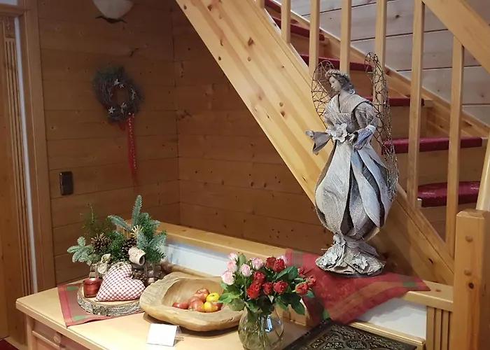 Alpenhof - Ruhige Wohlfühloase Im Fünf-seenland In S-bahnnähe