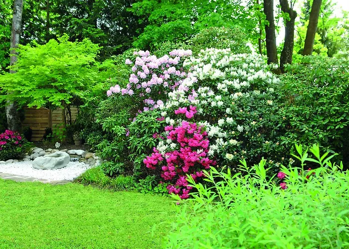 Hotel Alpenhof - Ruhige Wohlfühloase Im Fünf-seenland In S-bahnnähe 4*