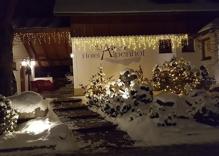 Hotel Alpenhof - Ruhige Wohlfühloase Im Fünf-seenland In S-bahnnähe 4*